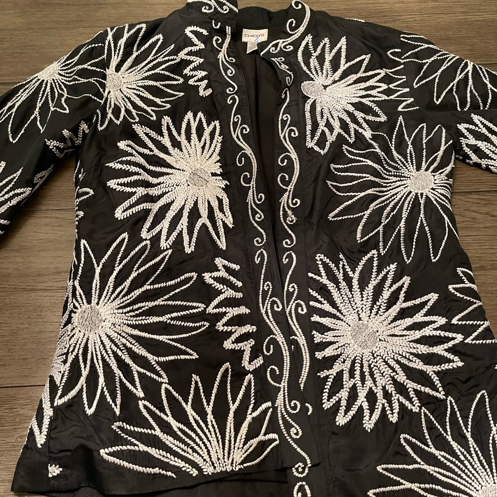 Stunning Chicos blazer